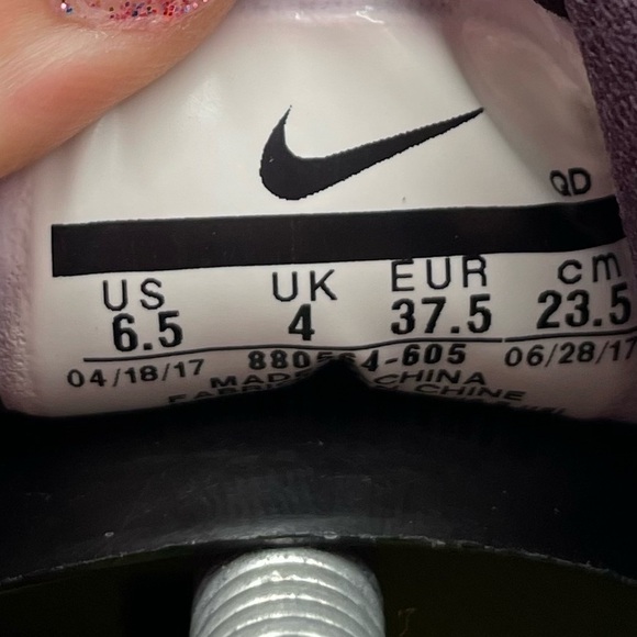 Nike Zoom Kiger 4 womens purple sneakers size 6.5 - Picture 8 of 10
